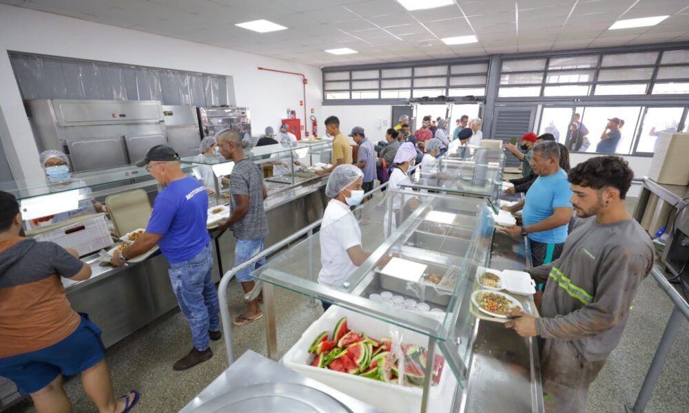 Oferta de refeições gratuitas para população em situação de rua é ampliada