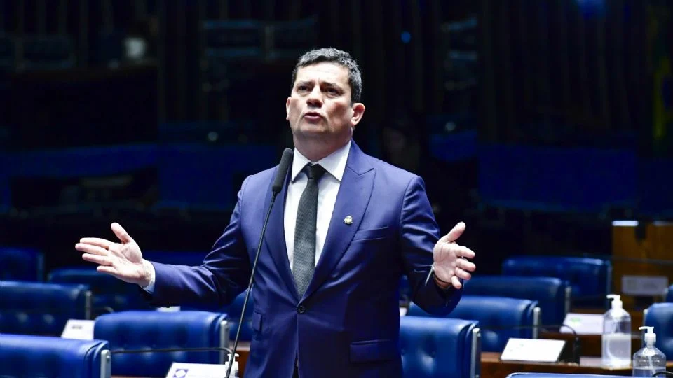 PL contraria Bolsonaro e recorre da decisão do TRE-PR que absolveu Moro
