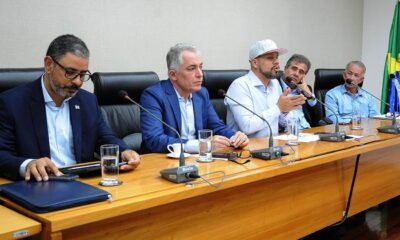 Gestores e especialistas debatem transporte público em reunião técnica da CLDF