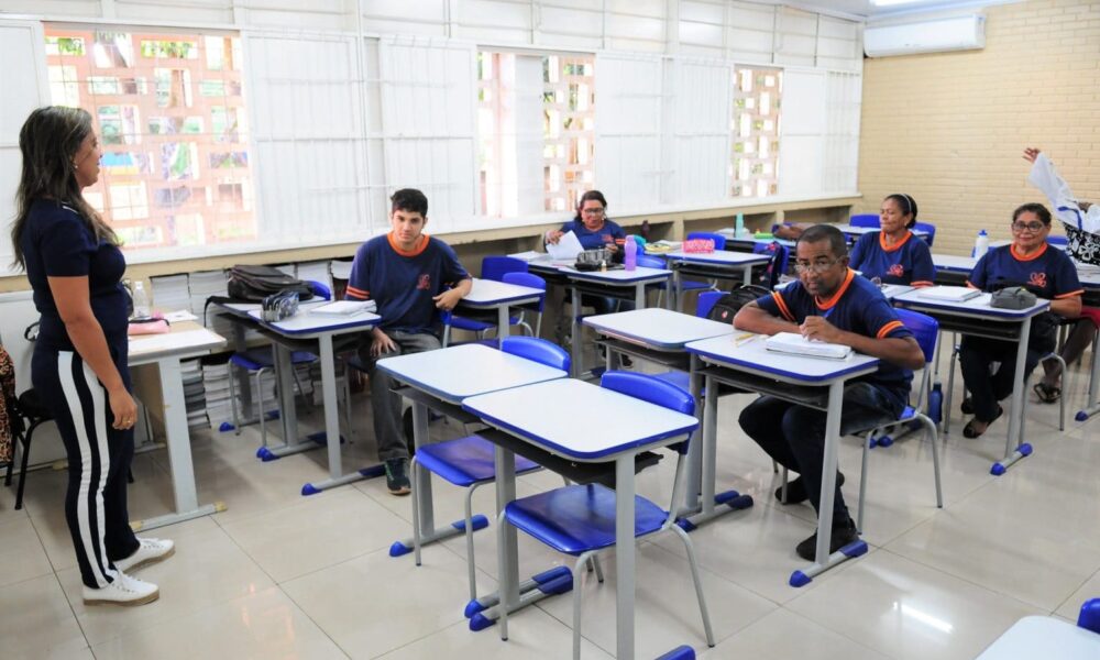 A EJA é dividida em três segmentos, dos quais os dois primeiros correspondem ao ensino fundamental e o terceiro equivale ao ensino médio | Foto: Lúcio Bernardo Jr./Agência Brasília