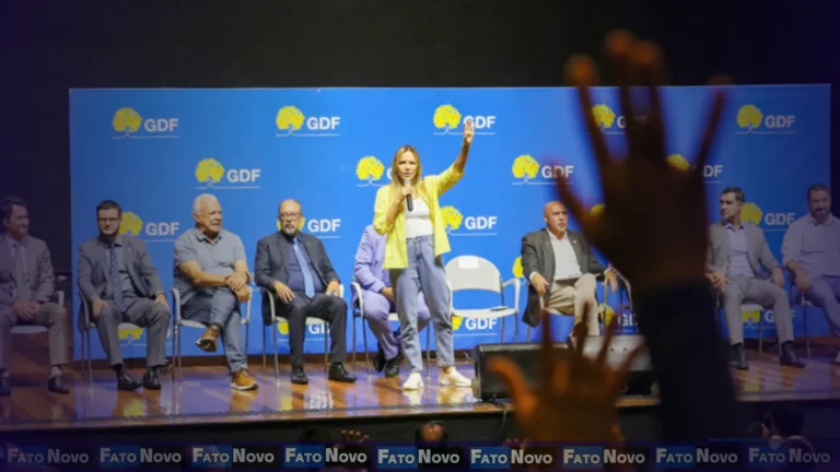 GDF entrega mais de mil escrituras e acelera Regulariza DF, dando fim a esperas de décadas